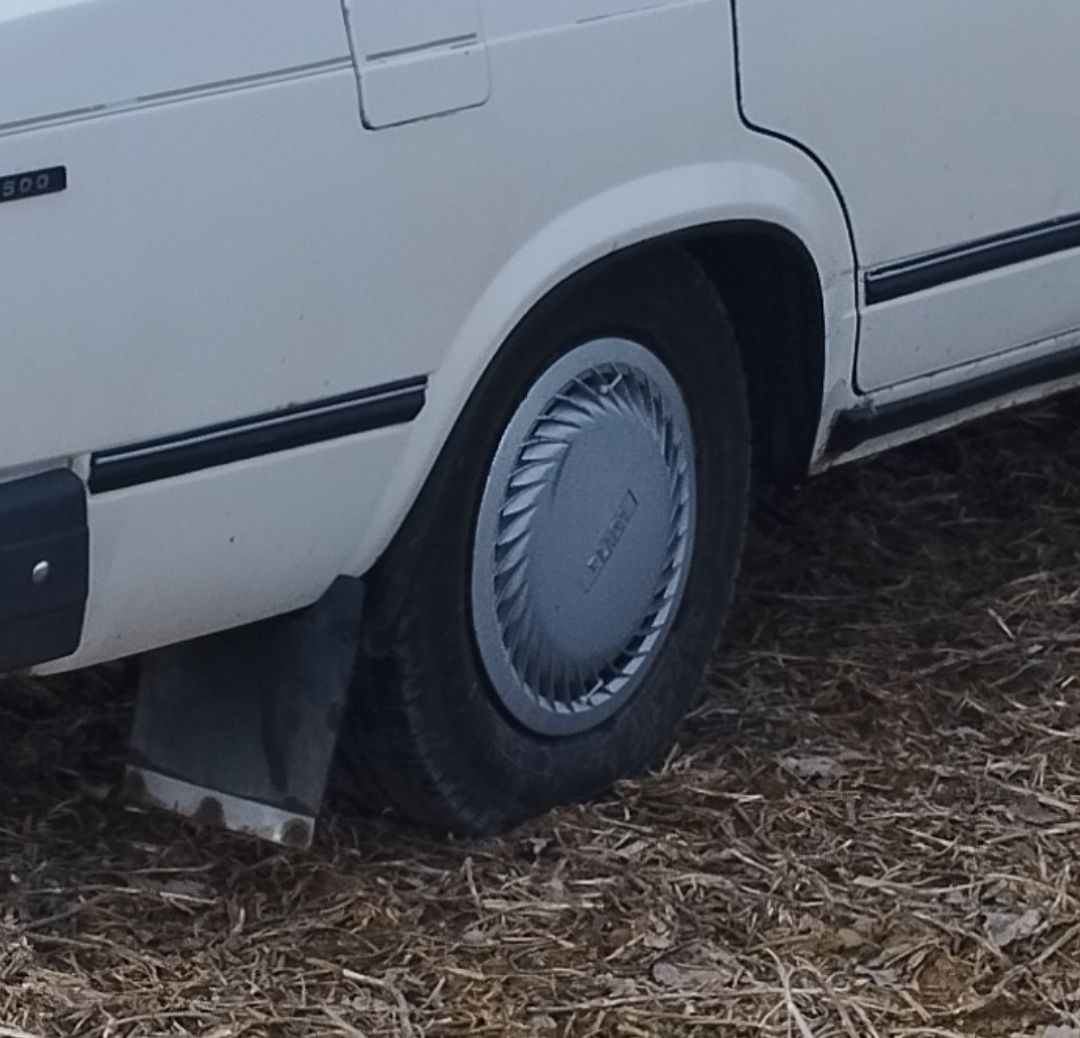 Ковпаки,оригінальні LADA (ВАЗ) R13.