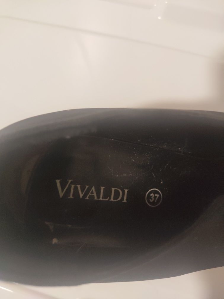 Туфли черные Vivaldi