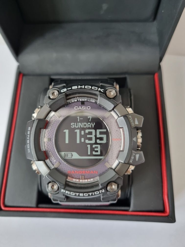 Casio g shock GPR B1000