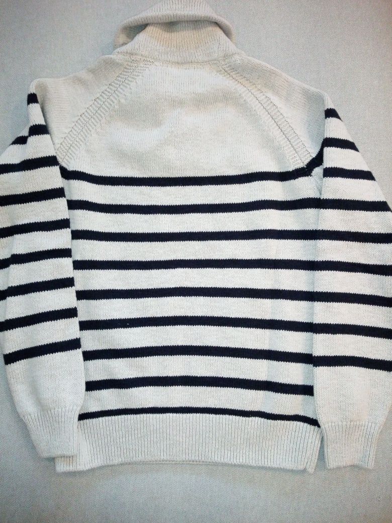 Camisola 100% algodão, 9/10 anos, praticamente nova, da Massimo Dutti,
