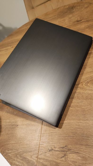 #2765 Lenovo V15 i5-10210U 12GB 256SSD W11 GW12 FV23 EKO BIUROWIEC
