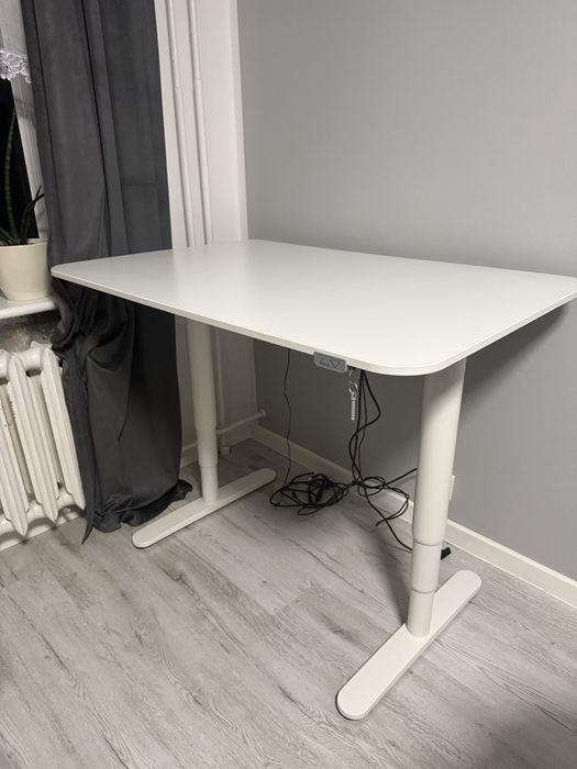 MITTZON Biurko z regulacją wysokości, elektryczny biały, 120x80 cm