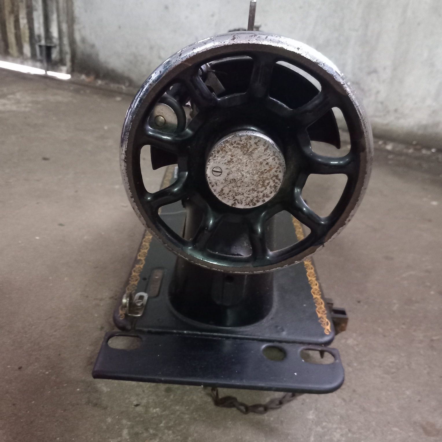 Maquina de costurar antiga