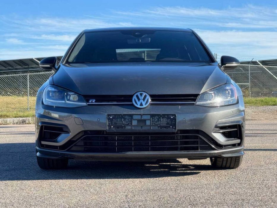 Volkswagen Golf R 4Motion      2019