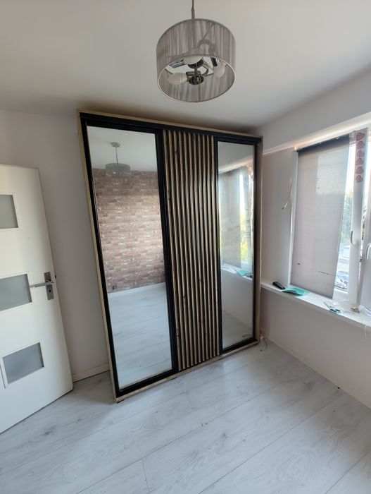 Skręcanie mebli montaż IKEA składanie szafy PAX komody łóżka