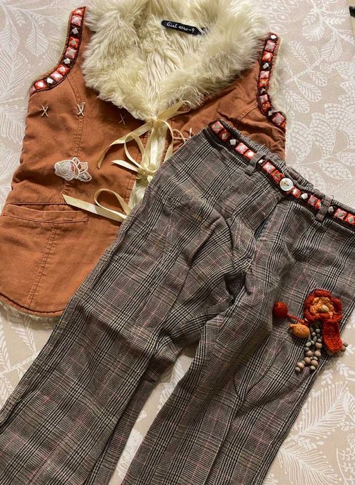 Костюм жилет мех и брюки 9/134