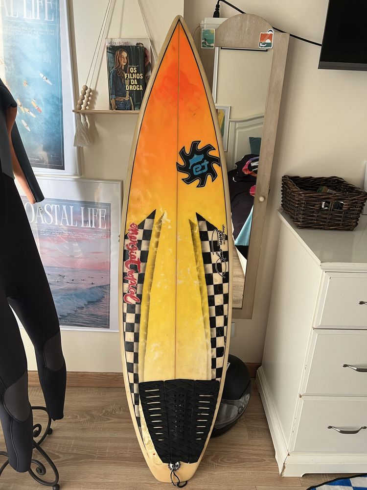 Prancha de surf de fibra 5’2