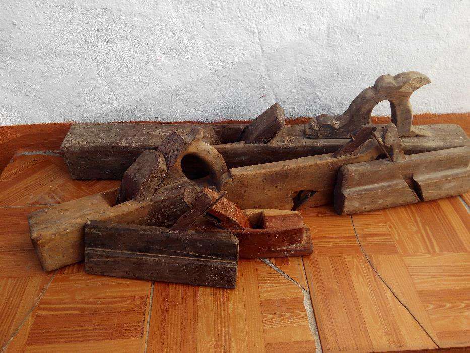Conjunto de Plainas madeira artesanais (com mais de 100 anos)