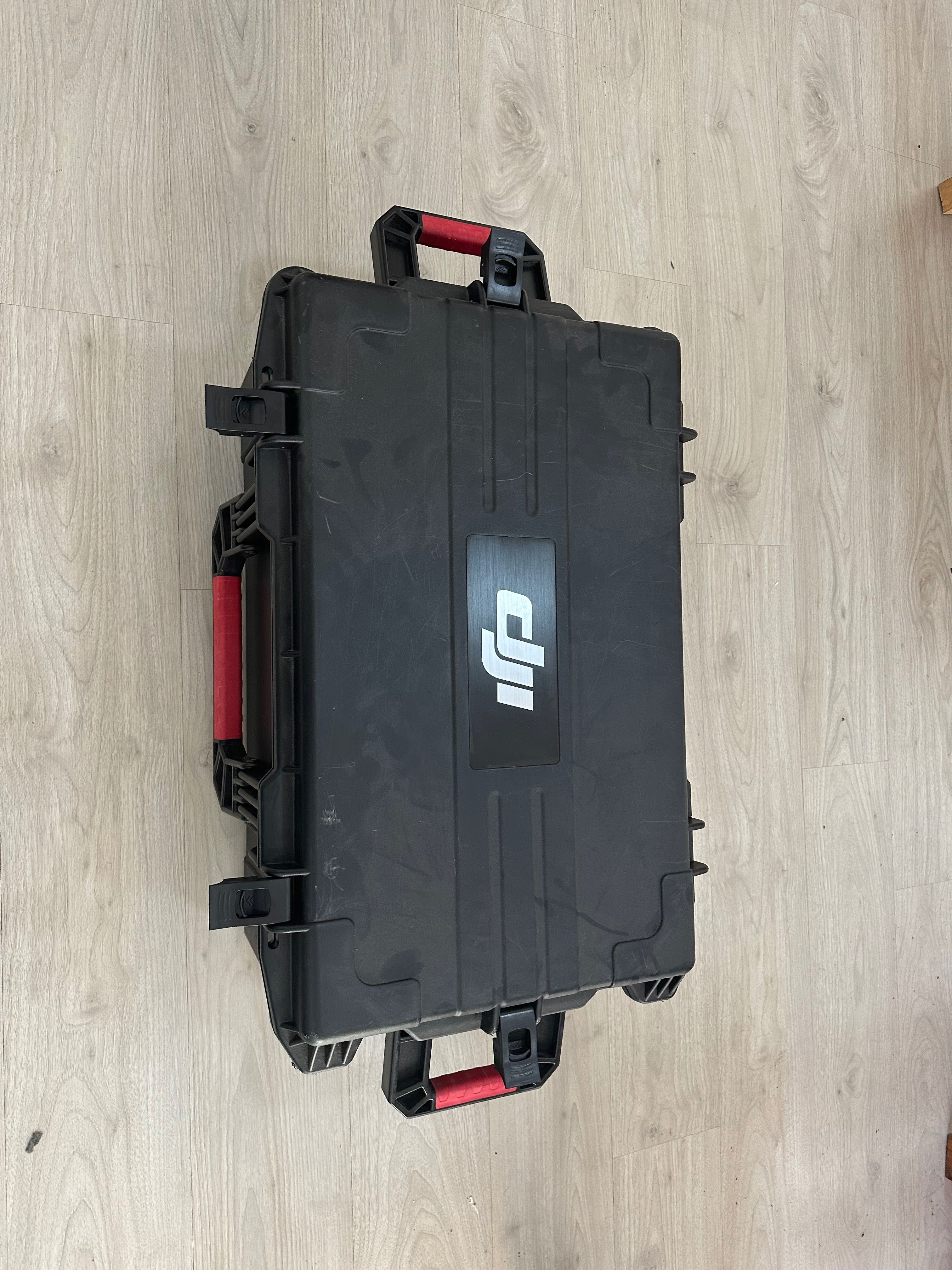 DJI Ronin com caixa peli de transporte, ring, bateria nova