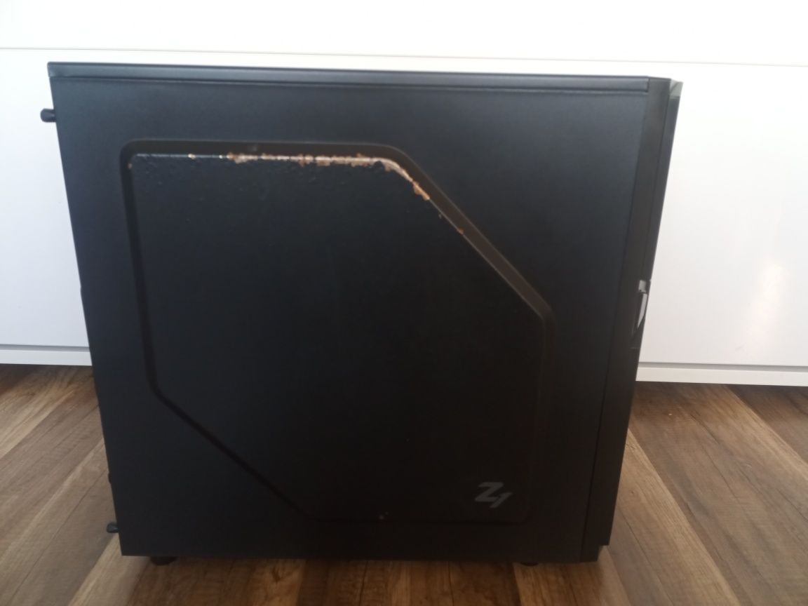 Komputer stacjonarny – Intel i5, GTX 1050, 8GB RAM, SSD + HDD