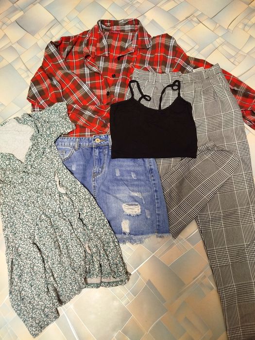 Пакет с вещами женскими