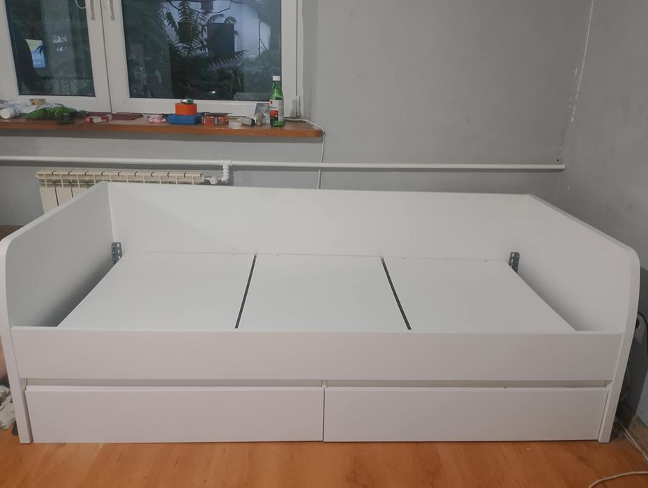 Sprzedam łóżko biale