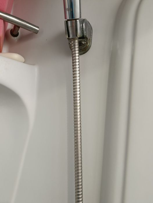 Надаю послуги сантехніка, та інші ремонтні роботи.