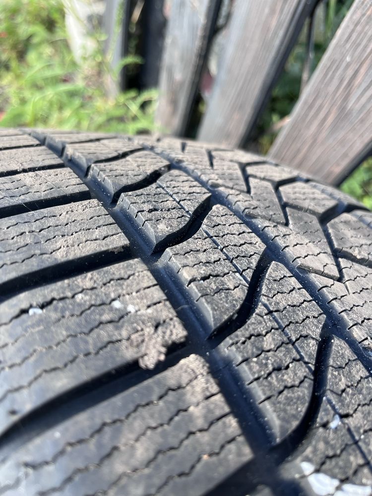 Opony zimowe Goodride zupersnow z 507 po jednbyn sezonie