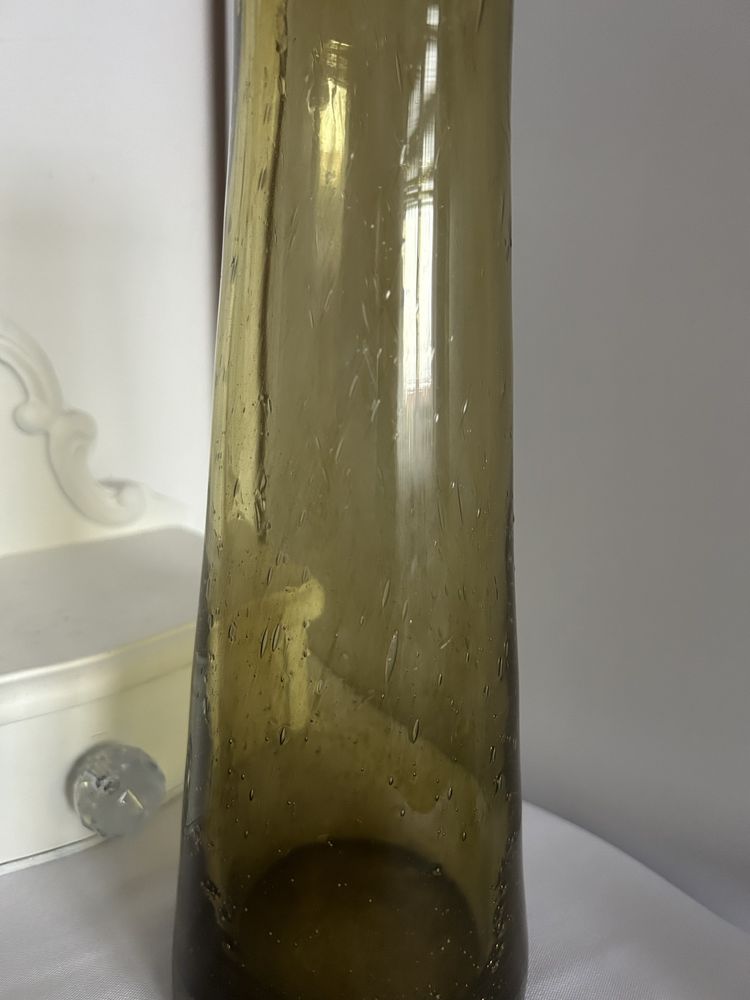 Szklany wazon z pęcherzykami powietrza nr.6479