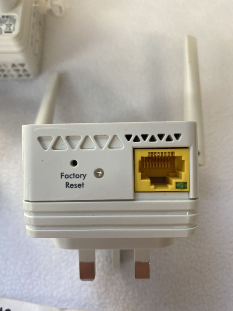 Wzmacniacze sygnału WIFI Netgear