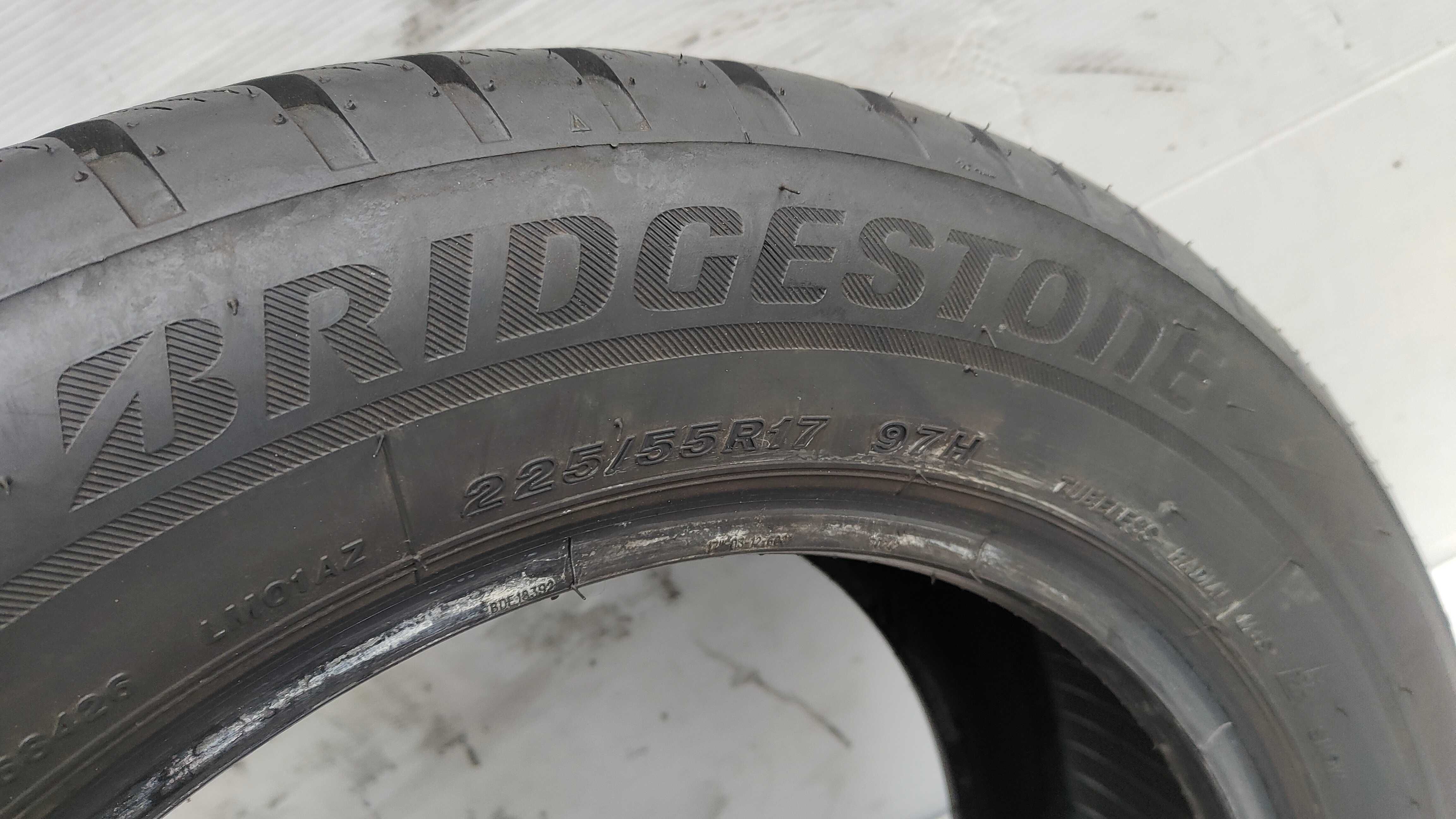 Opona Zimowa 225/55/17 Bridgestone  LM001 8mm 2021r