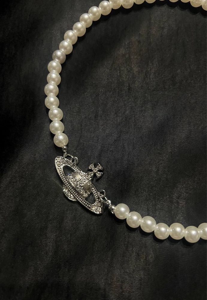 Vivienne Westwood Вивьен Вествуд ожерелье бусы планета украшение