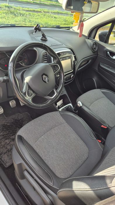 Captur  2017 r. Intens, climatronik