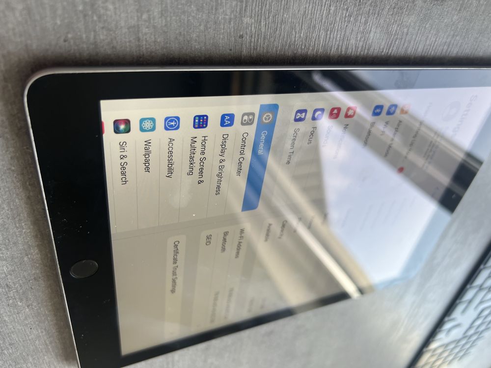 iPad 5 покоління. 128GB. Space Grey. Без обмежень. Гарантія