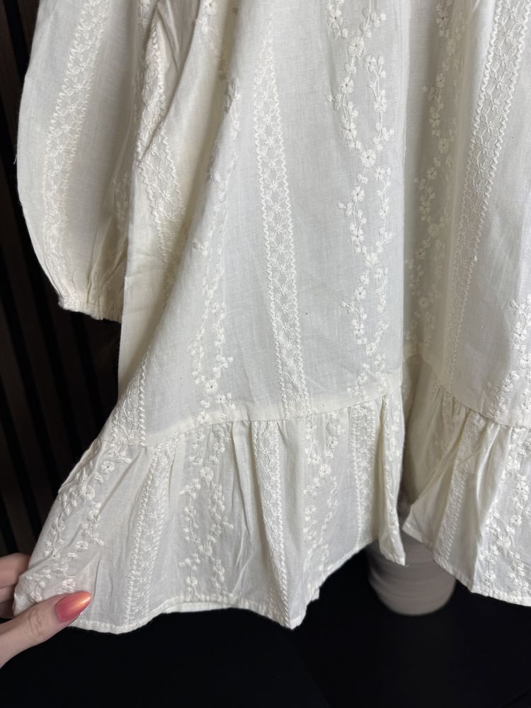 Nowa koronkowa sukienka handmade 98