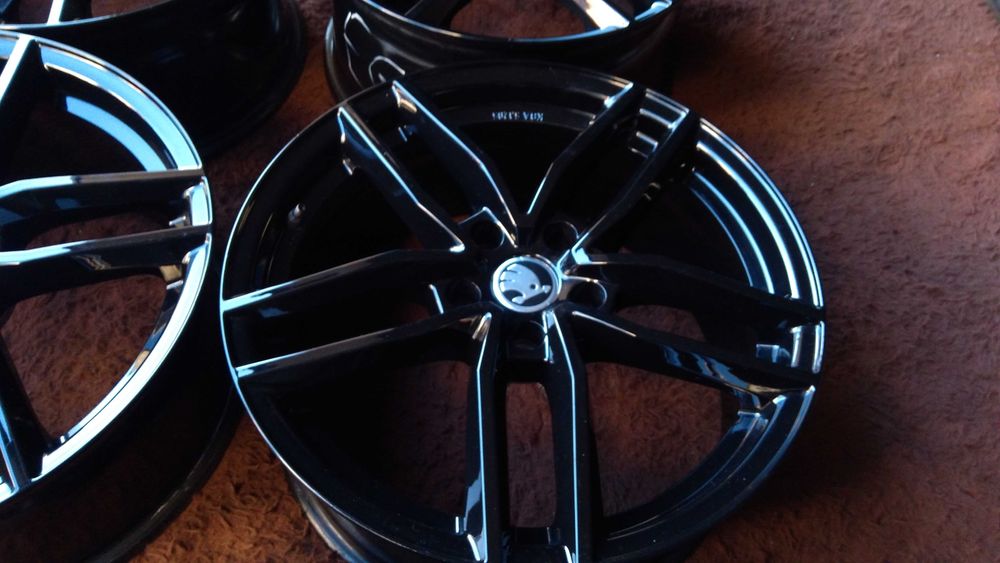 [EG] PASSAT A4 A6 8x18 Tiguan Q5 Q3 E w211 TAYRON GLC Formentor  5x112