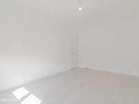 Apartamento T2 + 1 Remodelado em Marco dos Pereiros - Coimbra