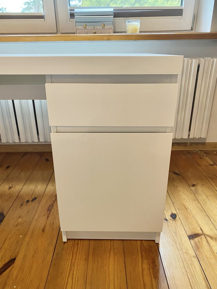 Ikea Biurko Malm 140x65cm białe z szufladą