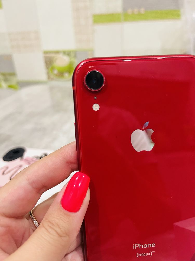 Продам Iphone XR 64 gb