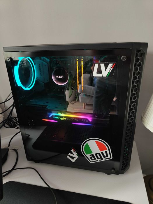 Komputer gamingowy I7-9700K RTX 2070 Super 16GB RAM CHŁODZENIE WODNE