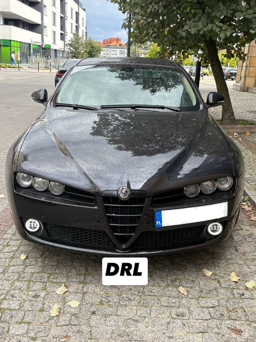 Swiatla lampy przeciwmgielne z ringami dziennymi alfa romeo 159