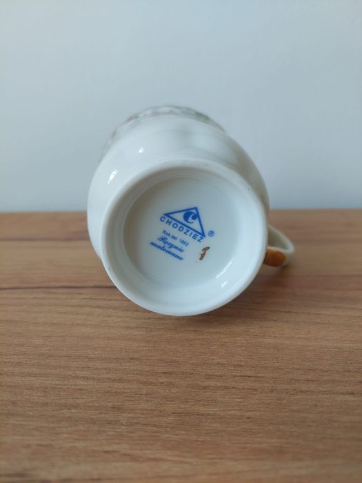 Kubki Chodzież ręcznie malowane.