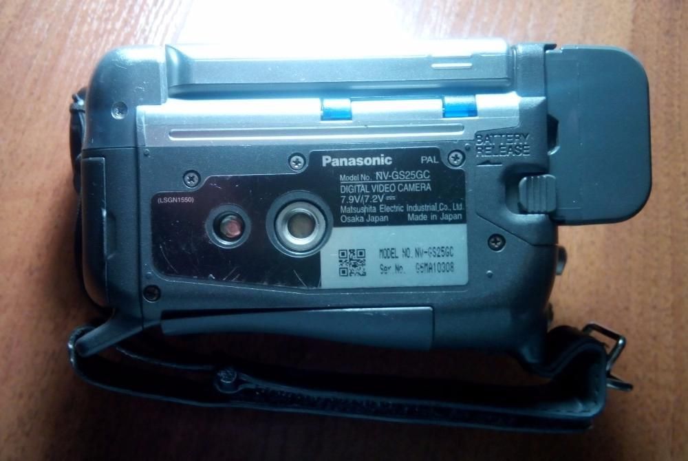 Видеокамера Panasonic NV-GS 25