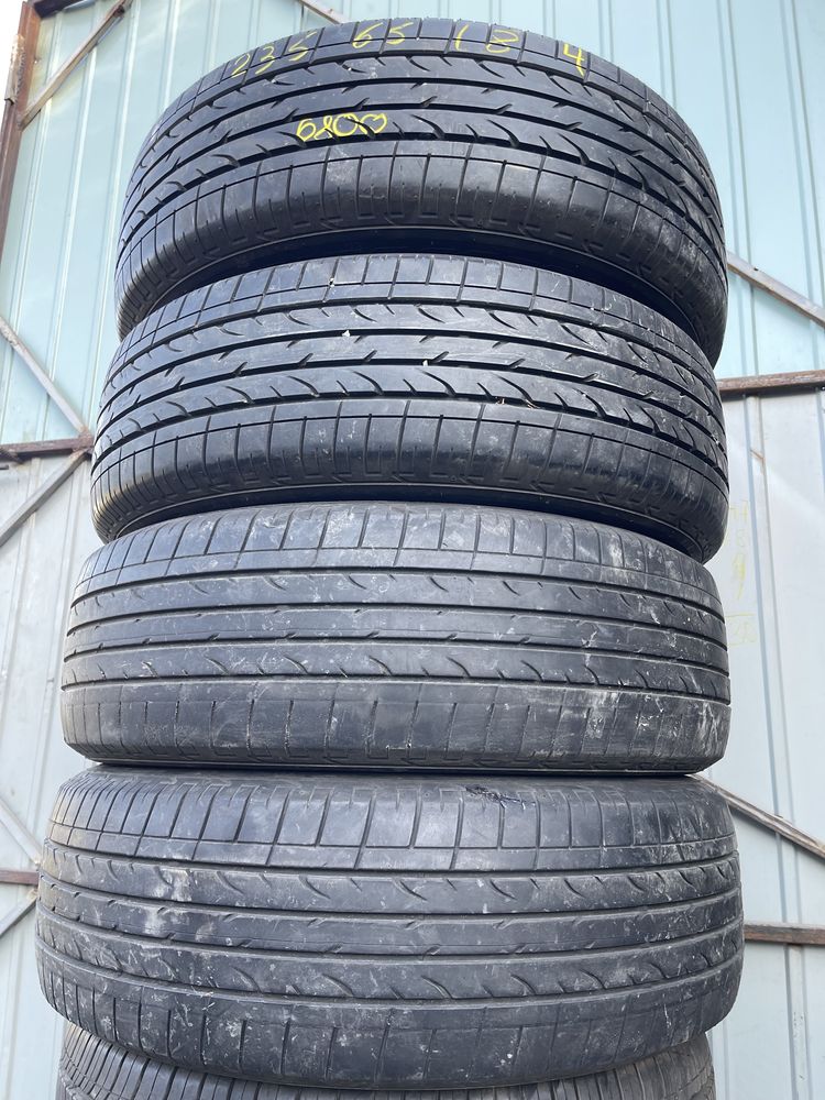 235/65R18 Bridgestone-4шт