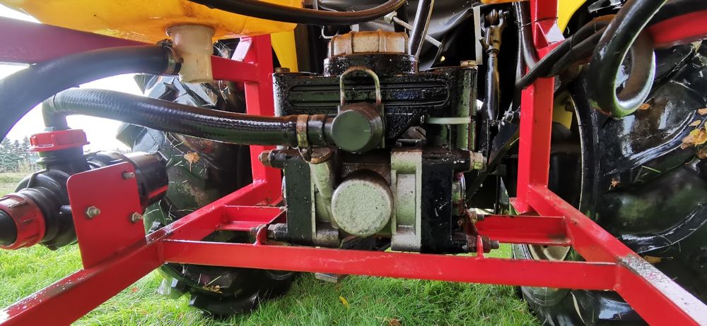 Opryskiwacz 400 litrów