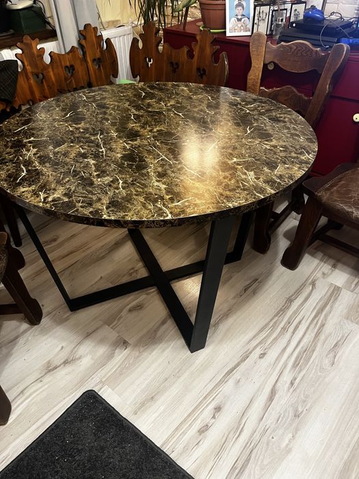 Stół do salonu/ jadalni