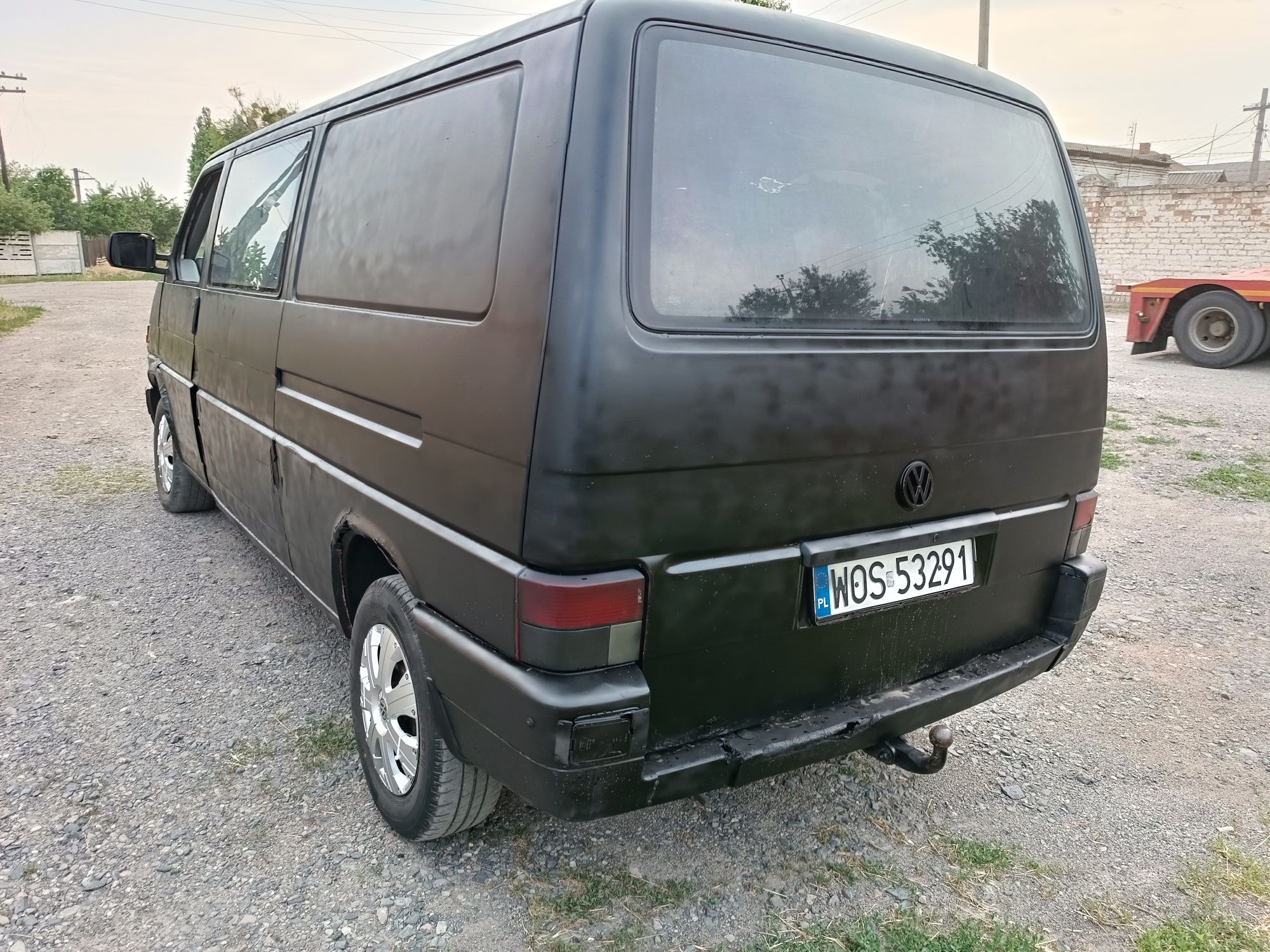 Продам volkswagen т4 пассажир 8+1. Дизель.