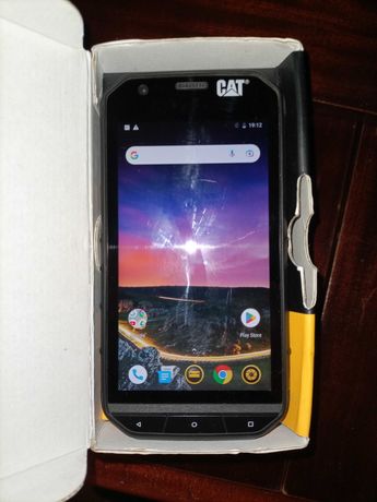 Cat S31 smartphone