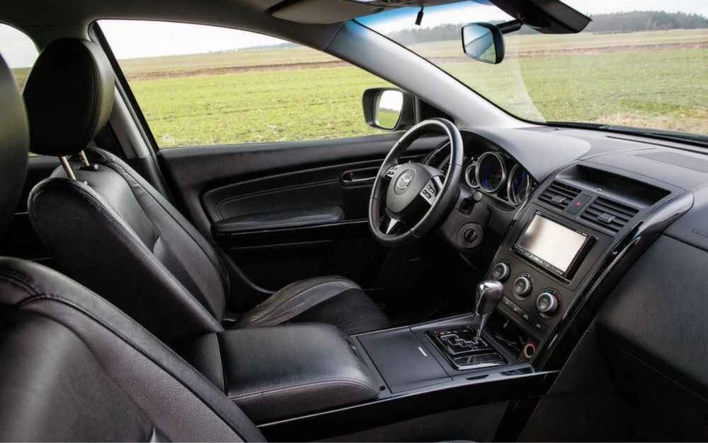 Mazda CX-9 przestronny 7 os. SUV, wersja europejska