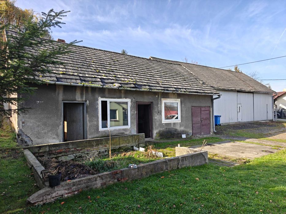 Zlecę rozbiórkę dwóch budynków gospodarczych