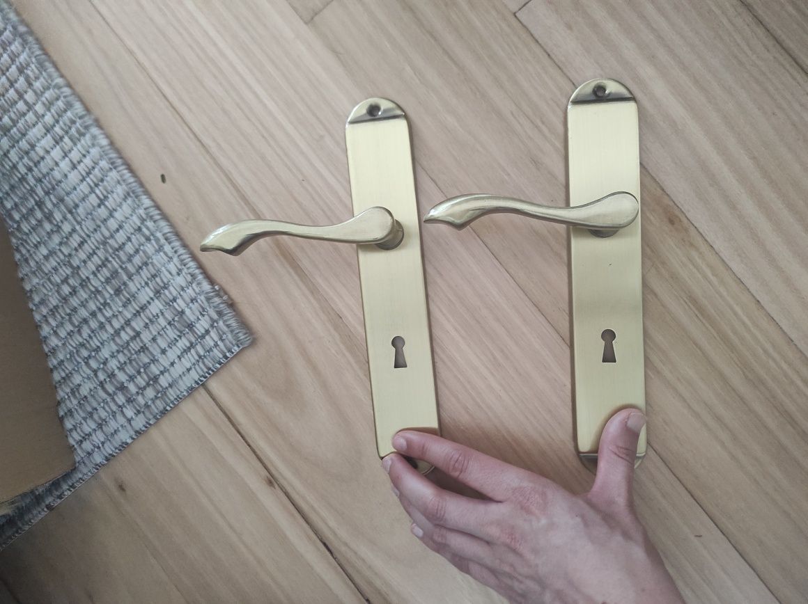 Puxador da porta em Dourado (Novo)