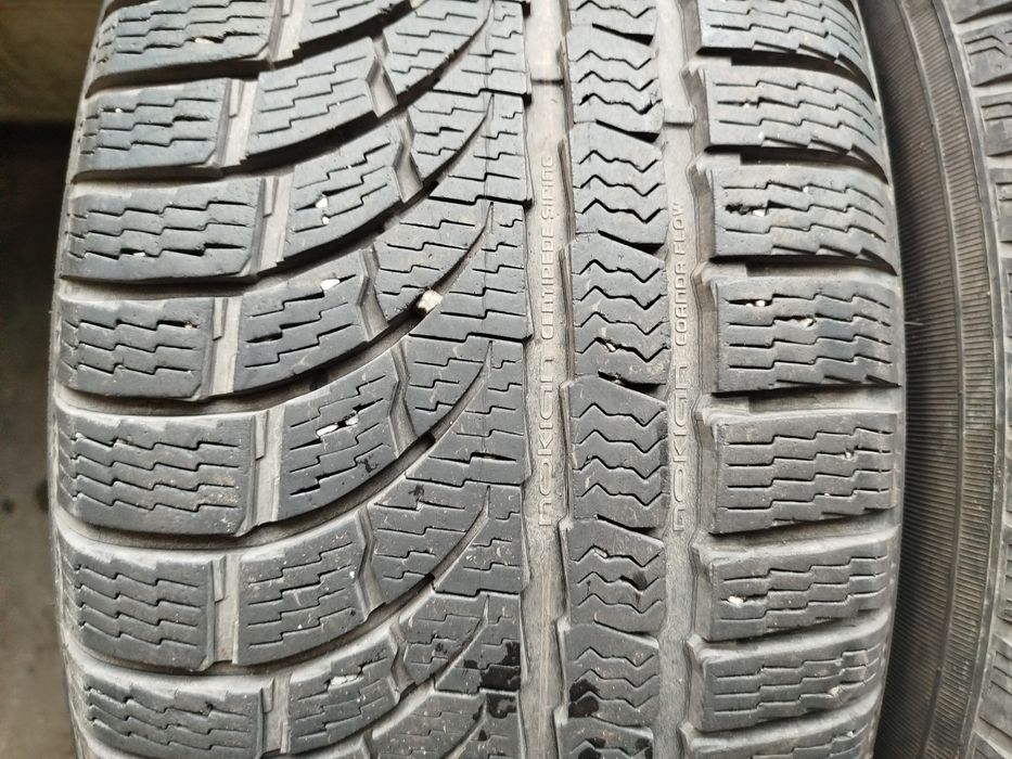 Opony zimowe Nokian 235/55R17