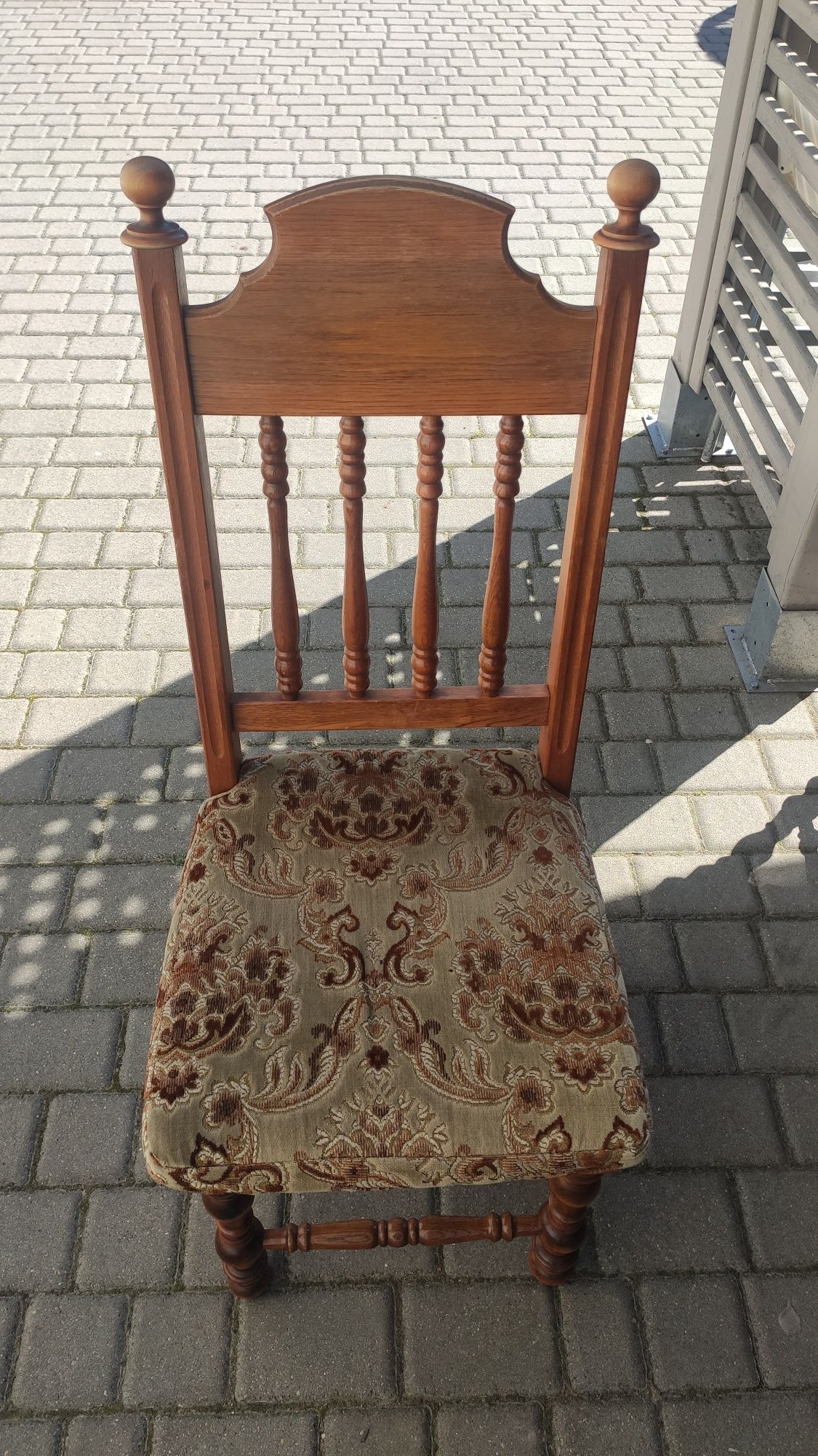 Komplet krzeseł drewnianych  6 sztuk