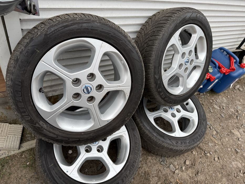 Шины + диски Goodyear UltraGrip Ice 2