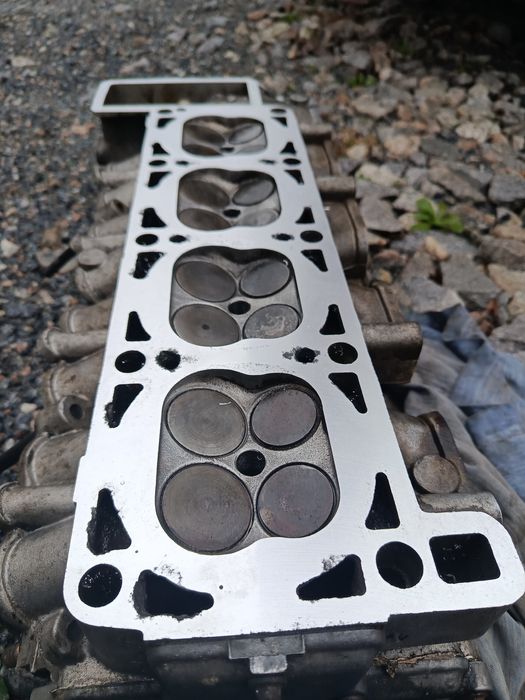 Ремонт двигателей, ходовой части, коробки передач.