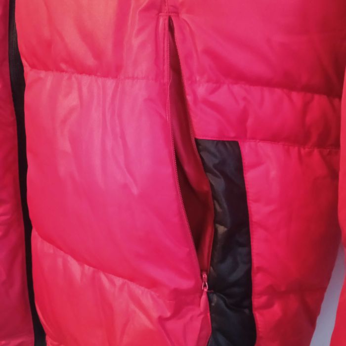 Чоловіча Куртка Reebok червона р. 48