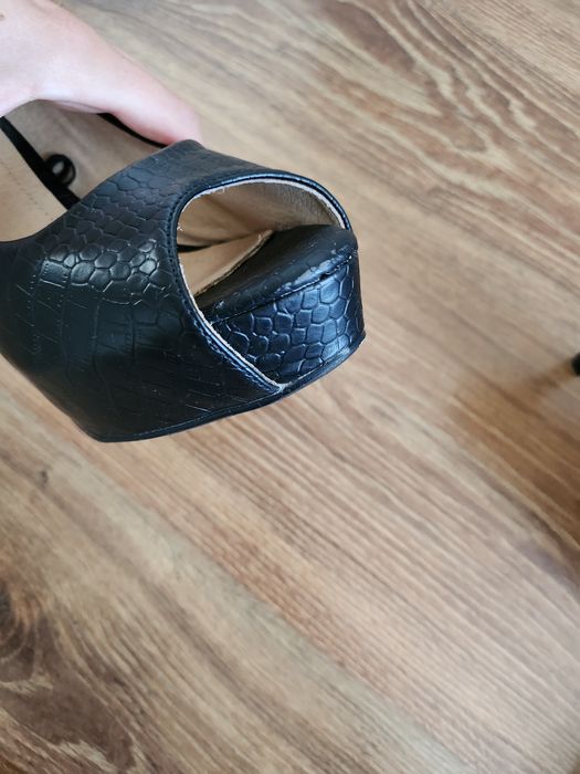 Buty na obcasie rozmiar 39