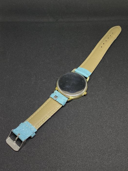 Женские кварцевые часы