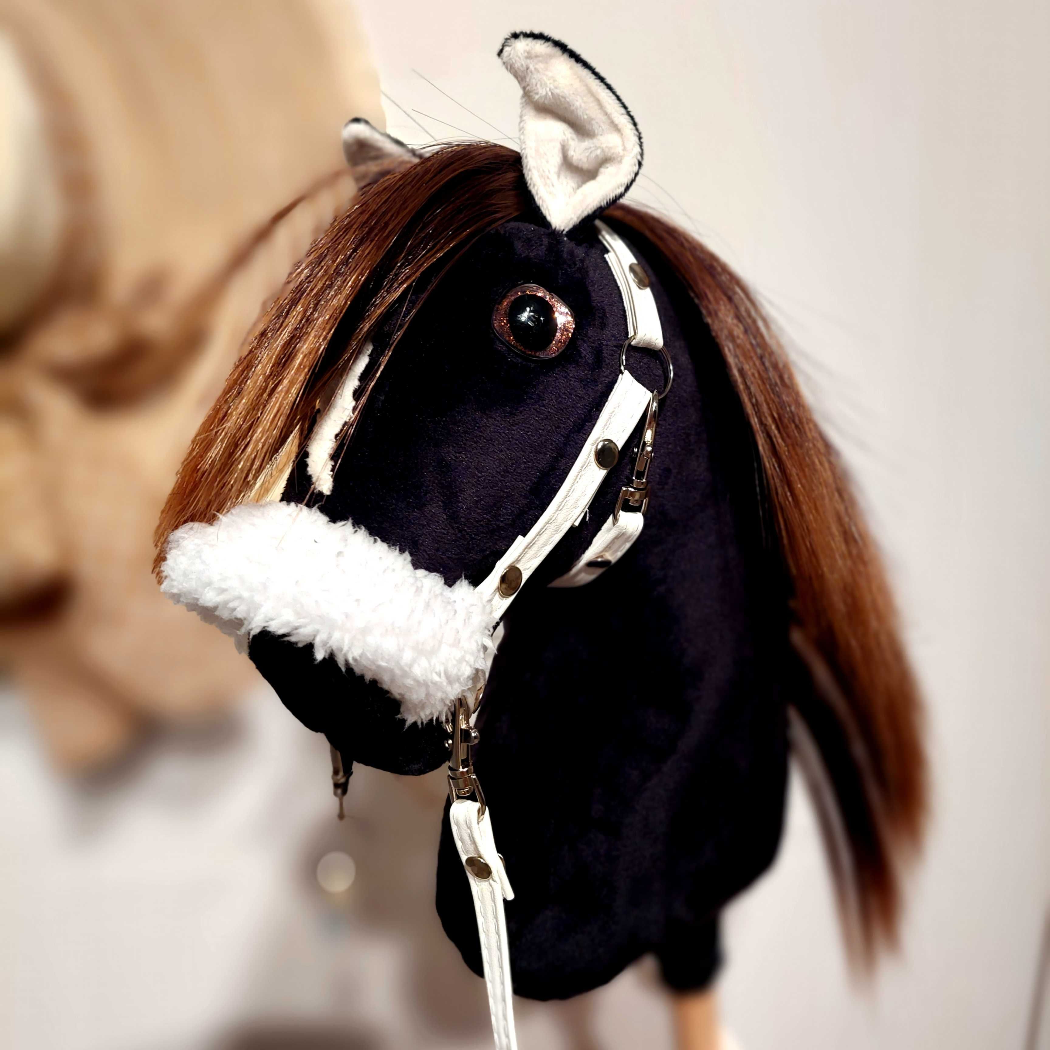 Hobby horse - syntetyczna grzywa ,realistyczne oczy .