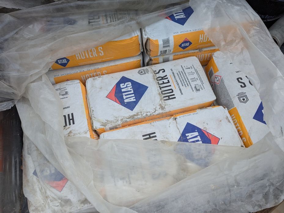 Klej do styropianu i XPS Atlas Hoter S 14szt i do siatki Hoter U 10szt